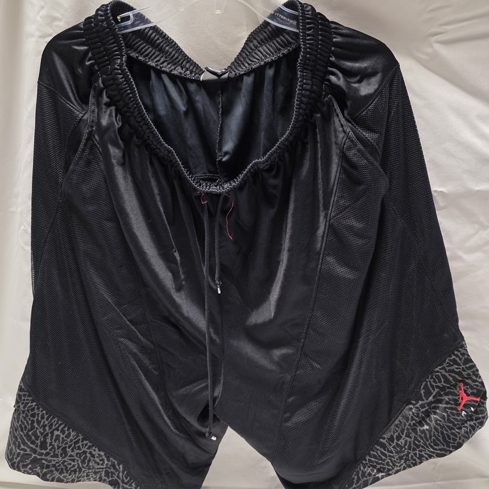 Jordan Men's Black and Gray Athletic Shorts